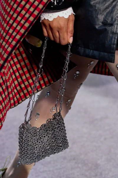 Look 32